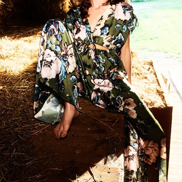 Zara floral printed satin effect cut out jumpsuit - Picture 2 of 4